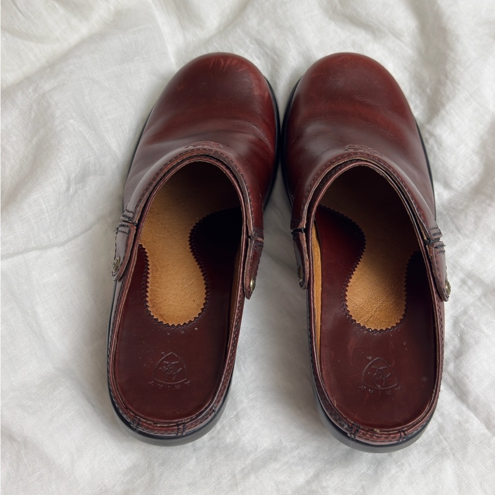 Ariat Red Leather Slip On Clogs Size 7 Classic Western - Picture 6 of 11